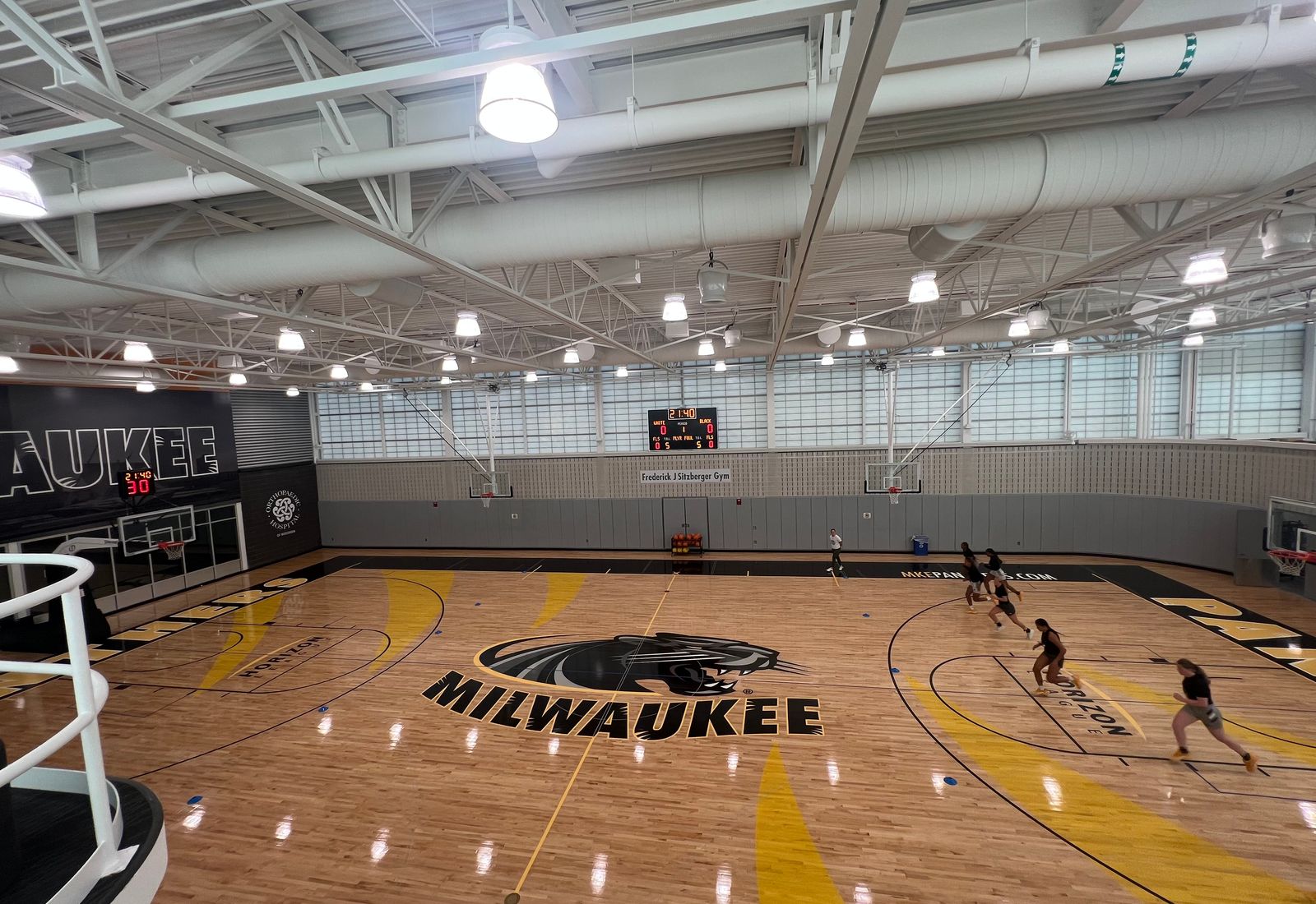 Basketball court at UW–Milwaukee's Klotsche Center